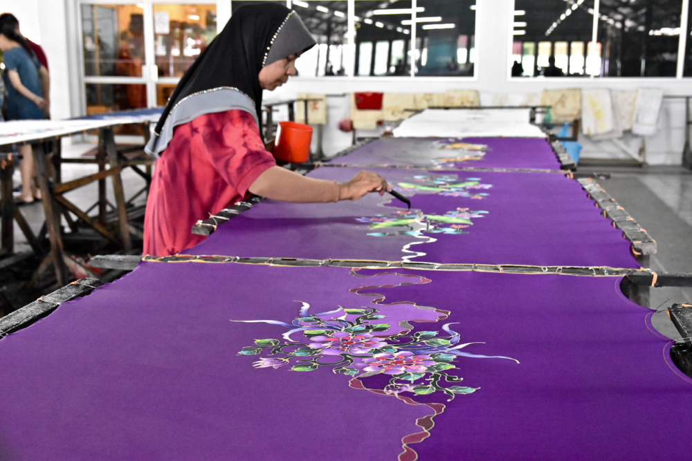 Batik painting activity