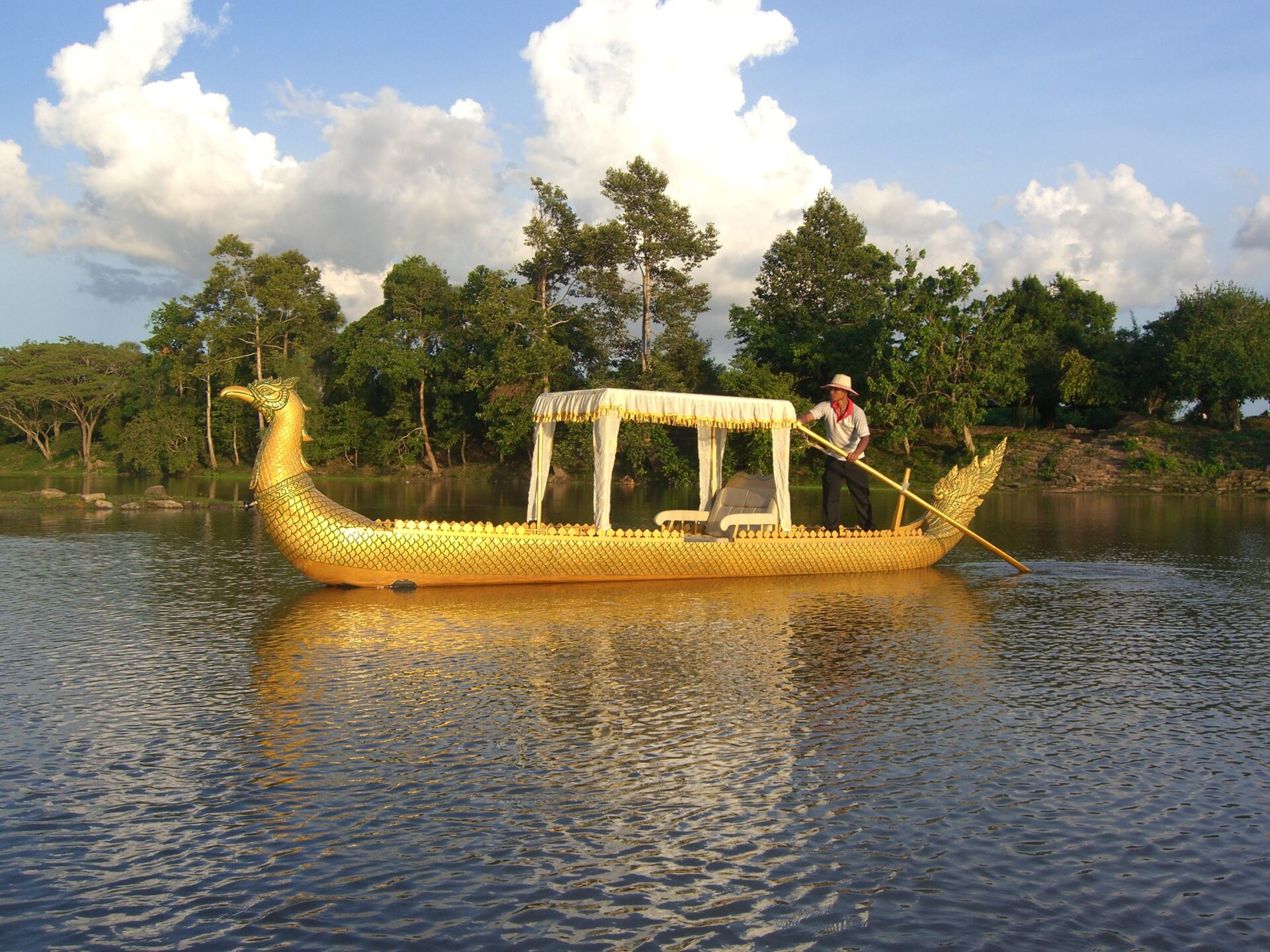 Cambodian gondola cruise activity in Siem Reap