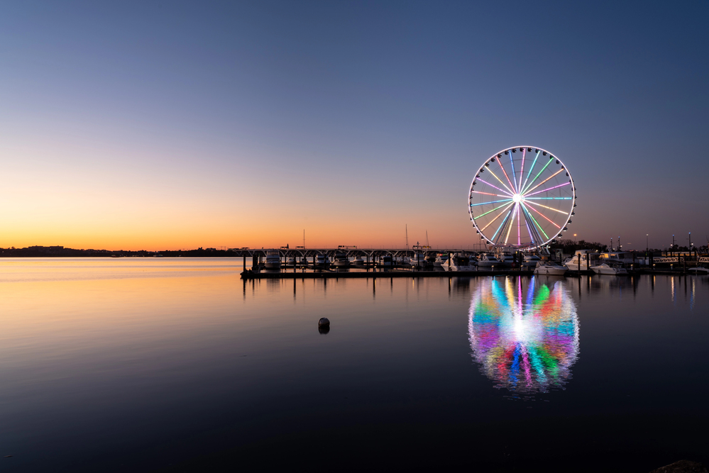 ferris wheel on national harbor in maryland