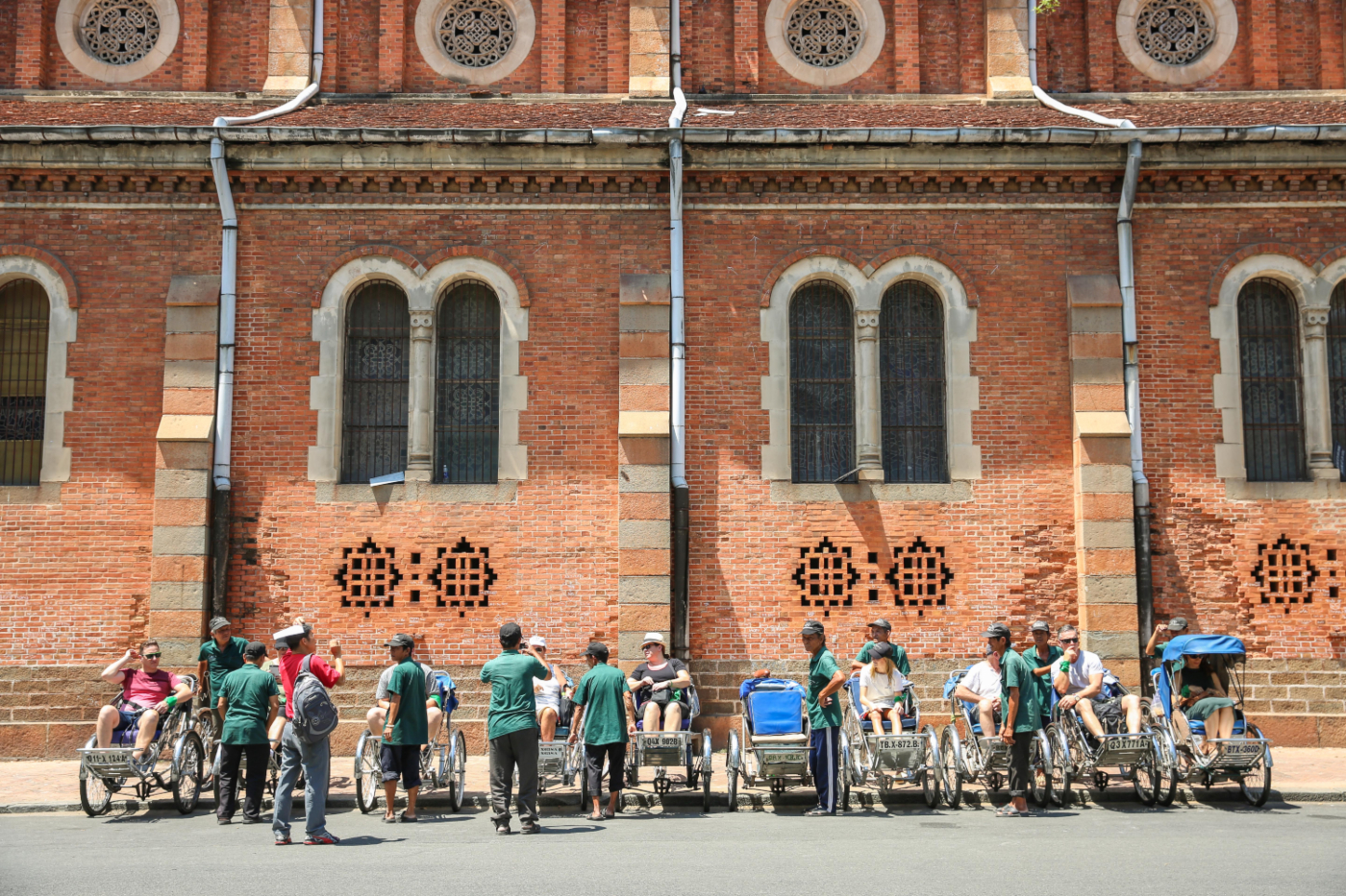 Group activity arrangement for event in Ho Chi Minh City.