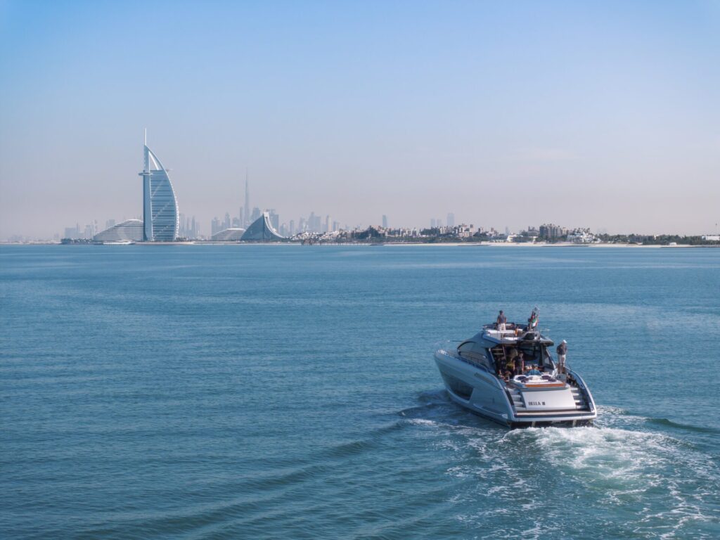 Cruise the Arabian Sea