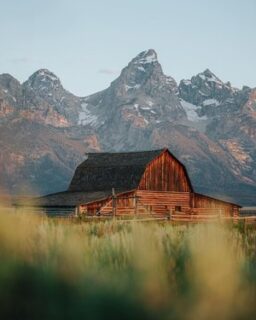Jackson Hole Barn with view of Tetons