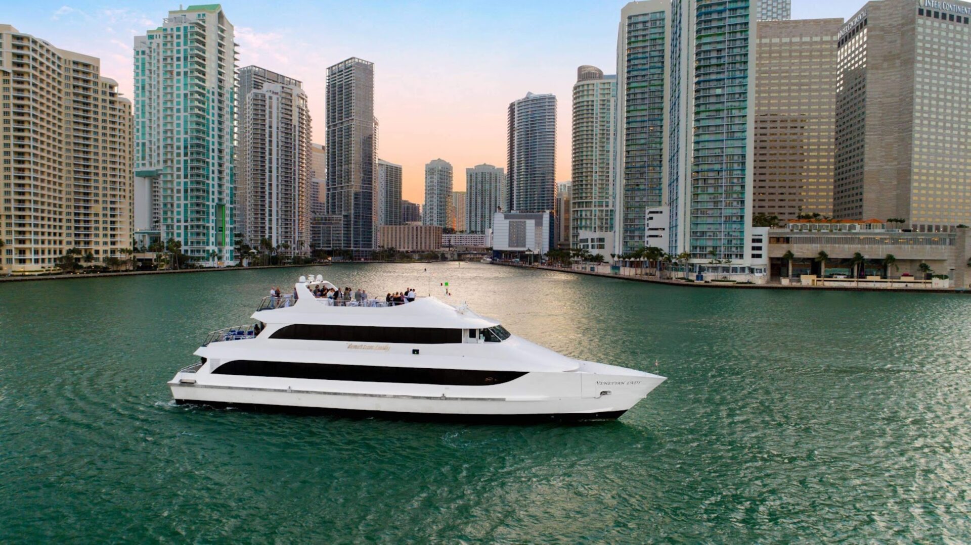 Biscayne Lady Yacht Charters