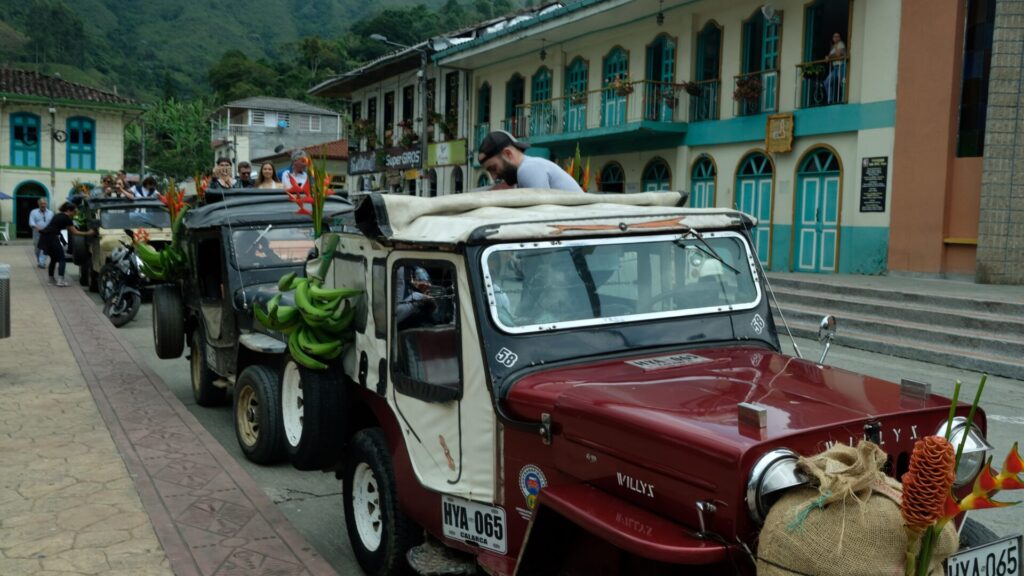 Tours by Jeep Willies