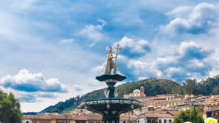 Cusco statue