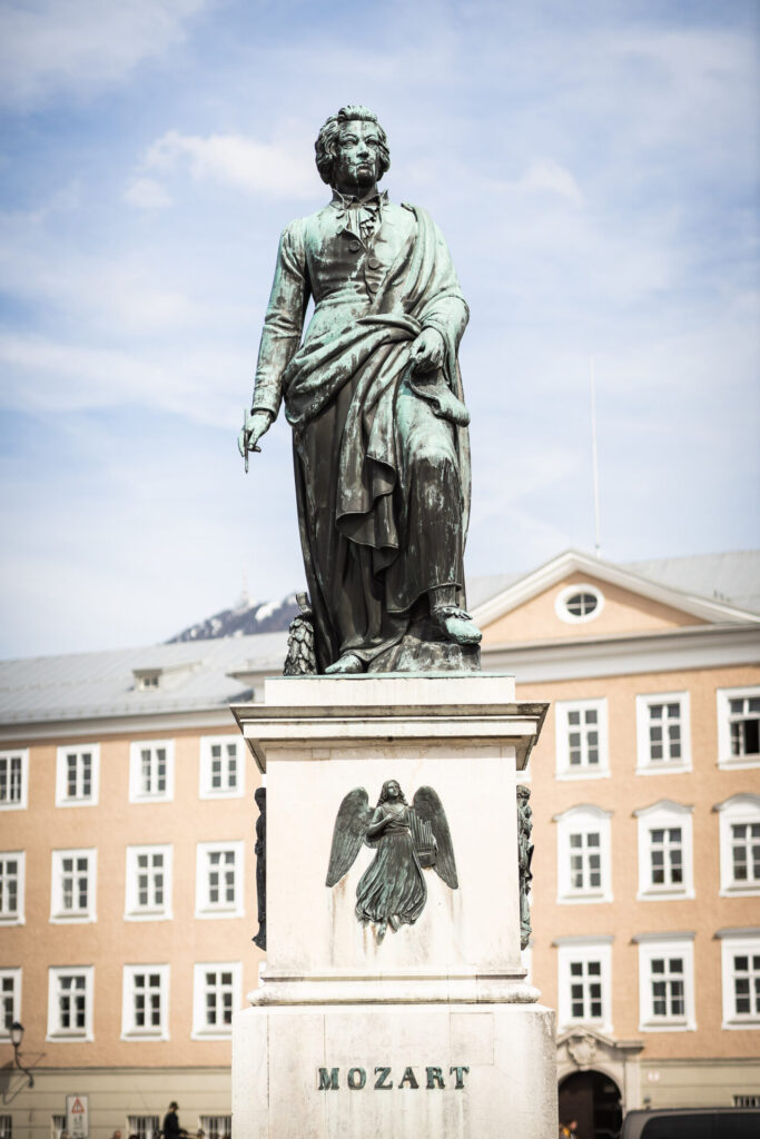 Mozart statue