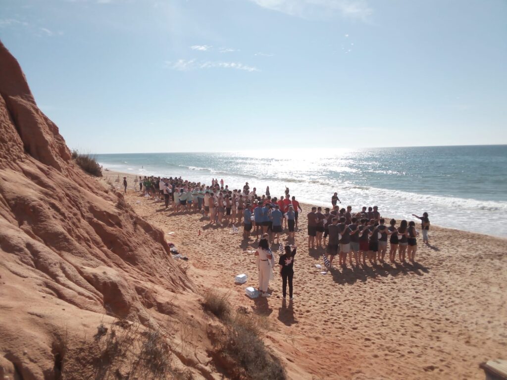 Team building on the Algarve beach