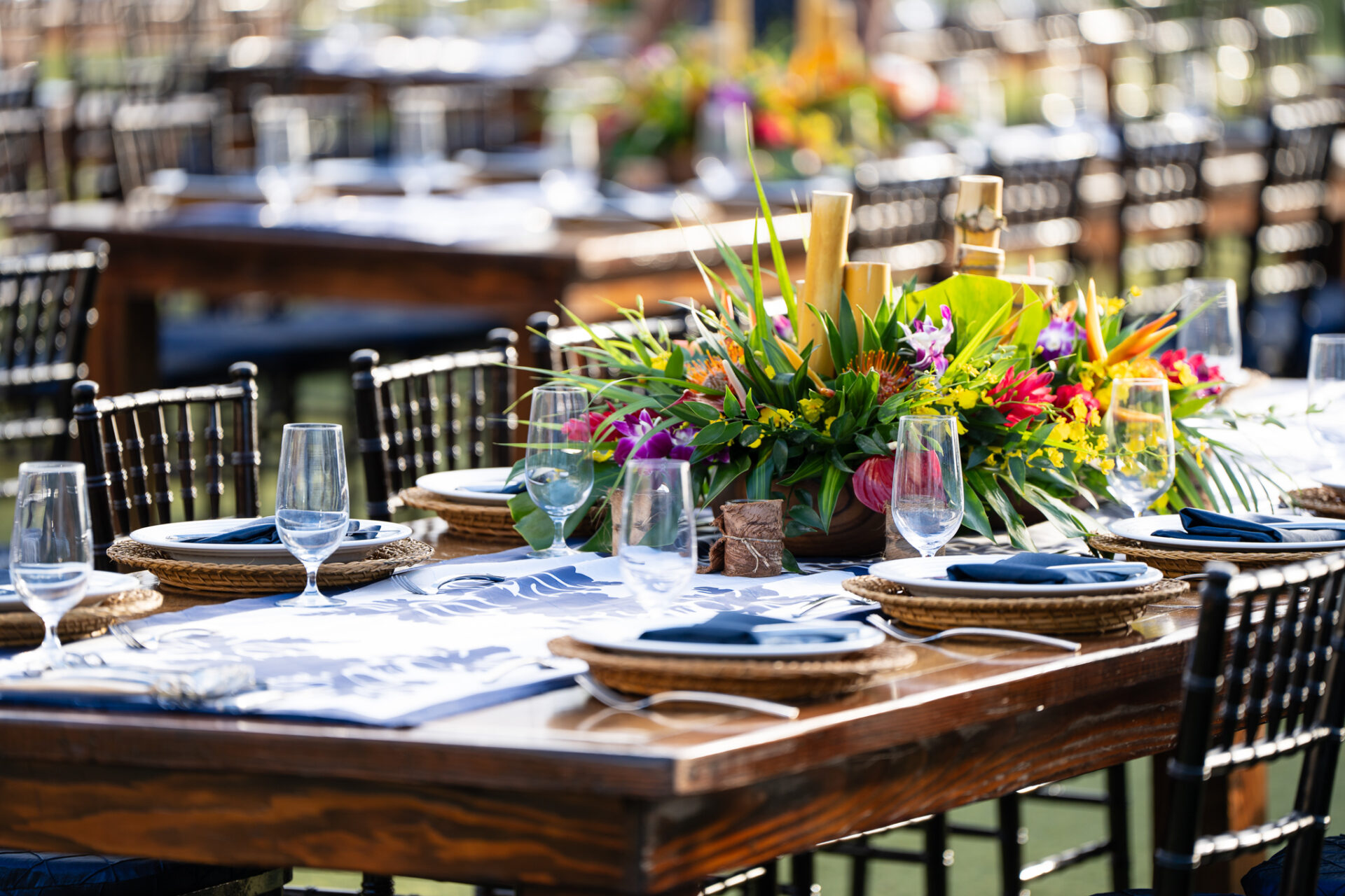 Kauai event decor and table setting