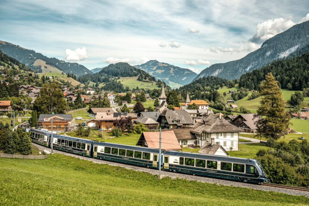Panoramic train